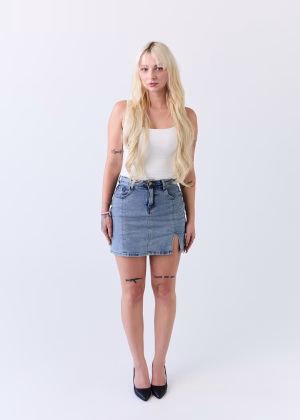Aaliyah Brönnimann - Project Casting Gallery Image 12 Aaliyah Brönnimann - Gallery Image 12