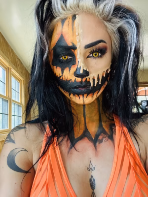 Miranda Baker - Project Casting Gallery Image 3 Miranda Baker - Gallery Image 3