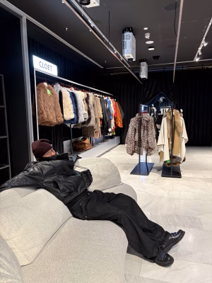 Alejandro Ayang Esono - Project Casting Gallery Image 10 Alejandro Ayang Esono - Gallery Image 10