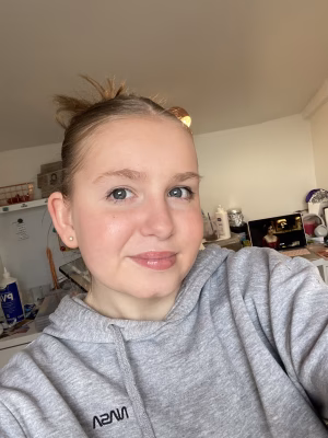 Isabella rose Hunt - Project Casting Gallery Image 7 Isabella rose Hunt - Gallery Image 7