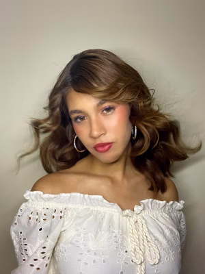 Ivanna Yutronic - Project Casting Gallery Image 2 Ivanna Yutronic - Gallery Image 2