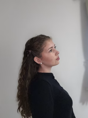 courtney harris - Project Casting Gallery Image 3 courtney harris - Gallery Image 3