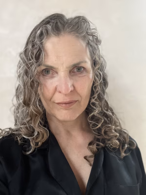 Julia Hensley - Project Casting Gallery Image 4 Julia Hensley - Gallery Image 4