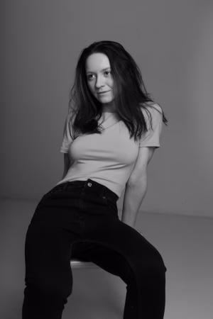 Lucia-Ecaterina Burcea - Project Casting Gallery Image 6 Lucia-Ecaterina Burcea - Gallery Image 6