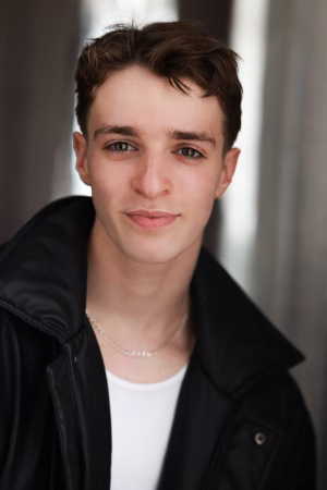 Max Reader - Gallery Image 1