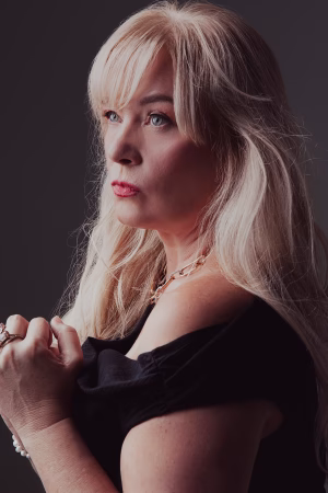 Melissa Johnson - Project Casting Gallery Image 3 Melissa Johnson - Gallery Image 3