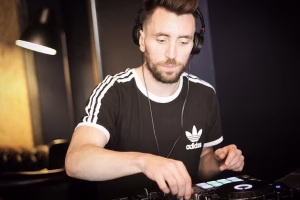 Ryan Hand - Project Casting Gallery Image 13 Ryan Hand - Gallery Image 13