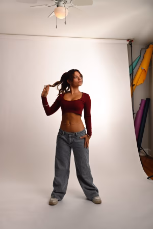 Ariana Yanez - Project Casting Gallery Image 9 Ariana Yanez - Gallery Image 9