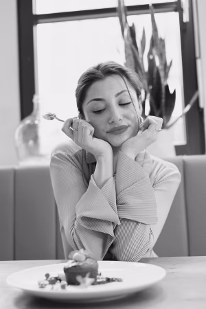 Merve Sen - Project Casting Gallery Image 1 Merve Sen - Gallery Image 1