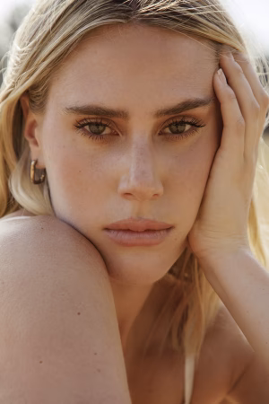 Jaida Knudsen - Project Casting Gallery Image 8 Jaida Knudsen - Gallery Image 8