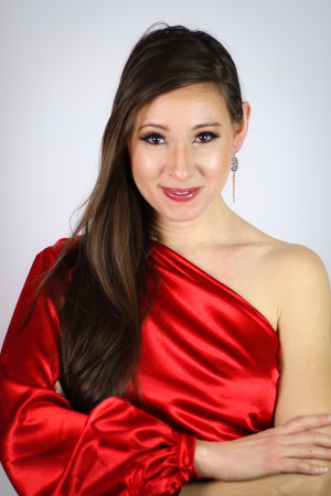 Suzanne Peterson - Project Casting Gallery Image 5 Suzanne Peterson - Gallery Image 5