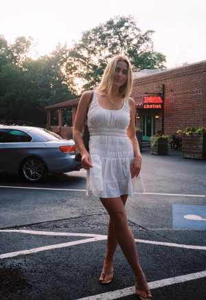 Emma Chase - Gallery Image 1