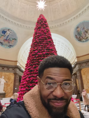 Bobby Phillips - Project Casting Gallery Image 9 Bobby Phillips - Gallery Image 9