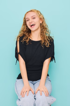 Sarah Barker - Project Casting Gallery Image 3 Sarah Barker - Gallery Image 3