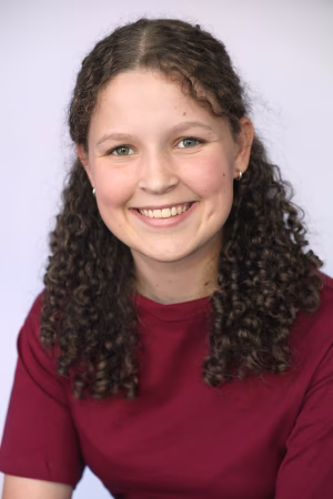 Isla Davies - Project Casting Gallery Image 3 Isla Davies - Gallery Image 3