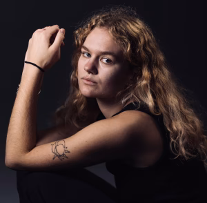 Sara De Angelis - Project Casting Gallery Image 2 Sara De Angelis - Gallery Image 2