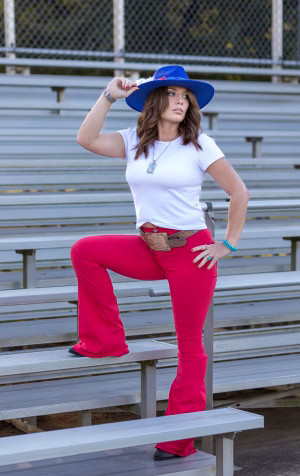 Cassie Lindeberg - Project Casting Gallery Image 2 Cassie Lindeberg - Gallery Image 2