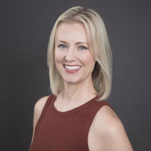 Sarah Lynch - Gallery Image 1