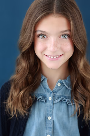 Ardyn Maconachy - Project Casting Gallery Image 4 Ardyn Maconachy - Gallery Image 4