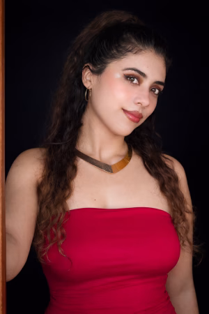 Wanda Veronica Duran - Project Casting Gallery Image 8 Wanda Veronica Duran - Gallery Image 8