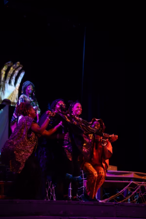 Hannah Lee - Project Casting Gallery Image 8 Hannah Lee - Gallery Image 8