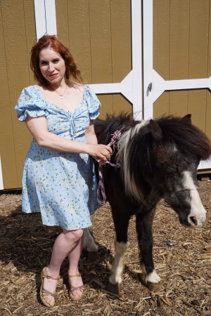 Angela Summers - Project Casting Gallery Image 1 Angela Summers - Gallery Image 1