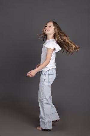 Emilia McCormick - Project Casting Gallery Image 3 Emilia McCormick - Gallery Image 3