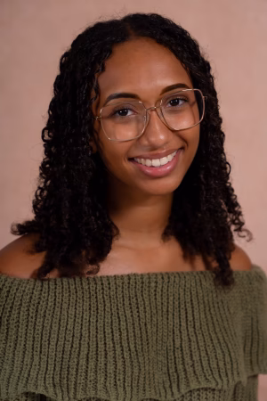 Alia Disu - Project Casting Gallery Image 4 Alia Disu - Gallery Image 4