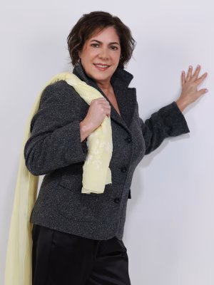 Dawn McClure - Project Casting Gallery Image 4 Dawn McClure - Gallery Image 4