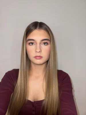 Thais Aparicio - Project Casting Gallery Image 4 Thais Aparicio - Gallery Image 4