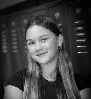 Ellie Petro-Roy - Project Casting Gallery Image 2 Ellie Petro-Roy - Gallery Image 2