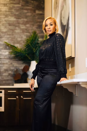 De’iona Monay - Project Casting Gallery Image 8 De’iona Monay - Gallery Image 8