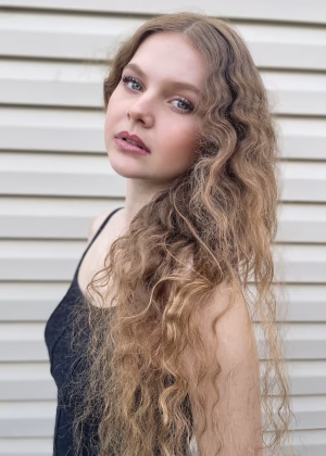 Kylie Gwynn - Project Casting Gallery Image 6 Kylie Gwynn - Gallery Image 6