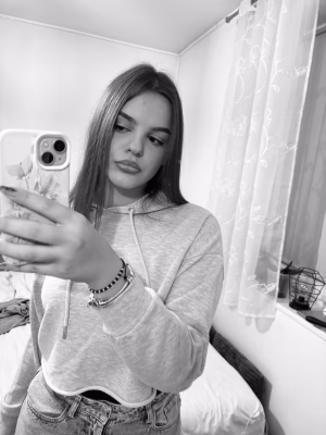 Natalia Popescu - Project Casting Gallery Image 4 Natalia Popescu - Gallery Image 4