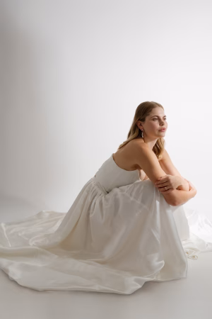 Sarah Maxwell - Project Casting Gallery Image 4 Sarah Maxwell - Gallery Image 4