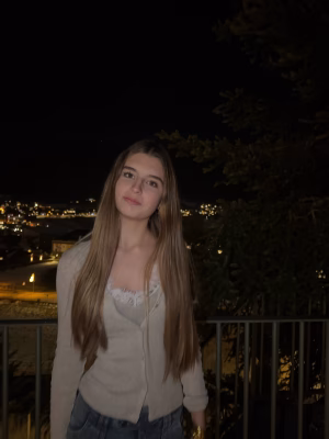 Thais Aparicio - Project Casting Gallery Image 3 Thais Aparicio - Gallery Image 3