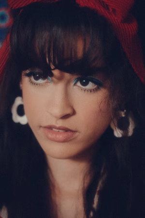 Shelby Owen - Project Casting Gallery Image 4 Shelby Owen - Gallery Image 4