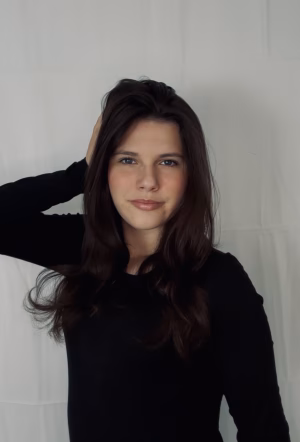 Vivian Johnson - Gallery Image 1