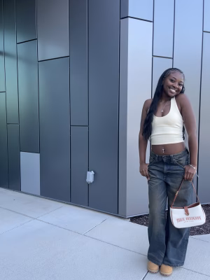 Mia Woodard - Project Casting Gallery Image 3 Mia Woodard - Gallery Image 3