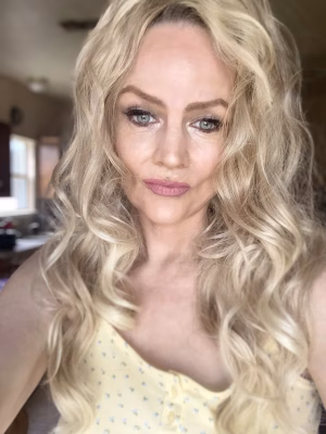 Vanessa Cline - Project Casting Gallery Image 4 Vanessa Cline - Gallery Image 4