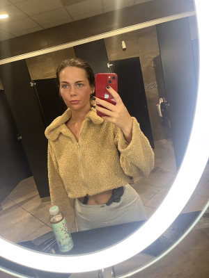 Onahlee Wakenigg - Project Casting Gallery Image 5 Onahlee Wakenigg - Gallery Image 5