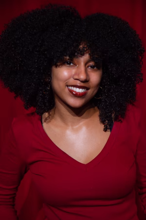 Ashlyn Khan - Project Casting Gallery Image 3 Ashlyn Khan - Gallery Image 3