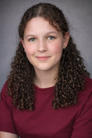 Isla Davies - Project Casting Gallery Image 2 Isla Davies - Gallery Image 2