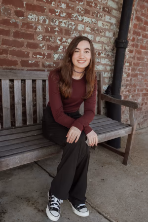 Jenni-Mae Rowe - Project Casting Gallery Image 1 Jenni-Mae Rowe - Gallery Image 1