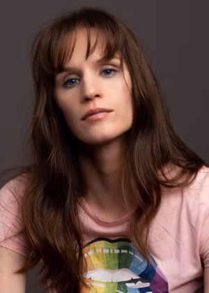 Natalie Renier-Bertolucci - Project Casting Gallery Image 5 Natalie Renier-Bertolucci - Gallery Image 5