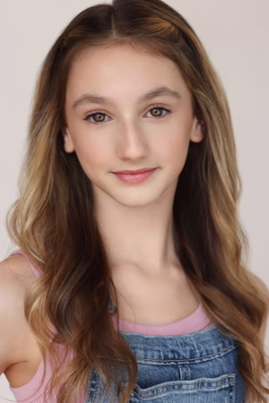 Makenna Kiely - Project Casting Gallery Image 3 Makenna Kiely - Gallery Image 3