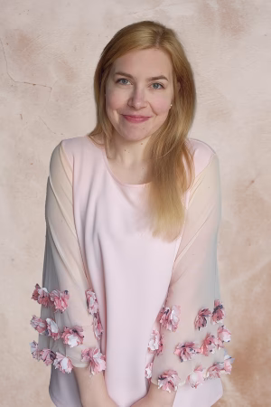 Samantha Haren - Project Casting Gallery Image 4 Samantha Haren - Gallery Image 4