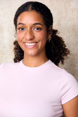 Samantha Mahfood - Project Casting Gallery Image 5 Samantha Mahfood - Gallery Image 5