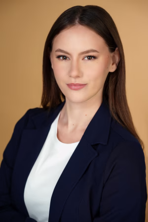 Victoria Nelson - Project Casting Gallery Image 8 Victoria Nelson - Gallery Image 8