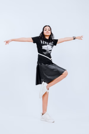 Yuvaraani Mogon - Project Casting Gallery Image 12 Yuvaraani Mogon - Gallery Image 12